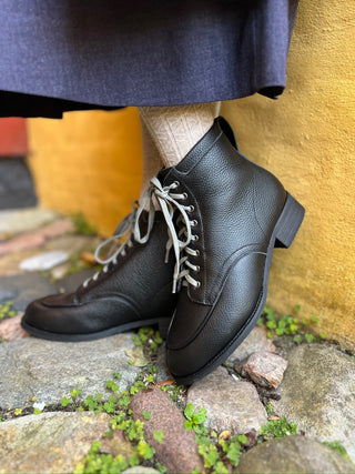 Winter-Schneestiefel aus den 1930er und 1940er Jahren mit Pelzfutter - Schwarz - Rita