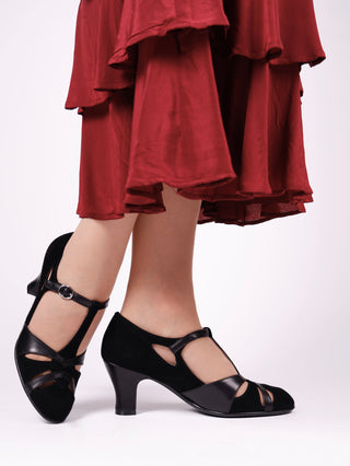 1930s evening shoe with T-strap crafted from leather and suede - Black - Wilma