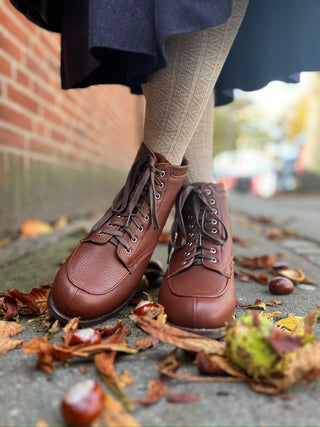 Winter-Schneestiefel aus den 1930er und 1940er Jahren mit Fellfutter - Braun - Rita