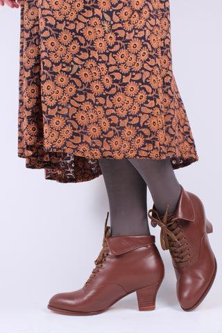 1930s style leather lace-up ankle boot - Brown - Betty