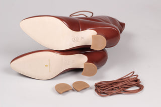 Femininer weicher Stiefel im Edwardianischen Stil mit Pompadour-Absatz, 1900-1915 - Cognacbraun - Rose