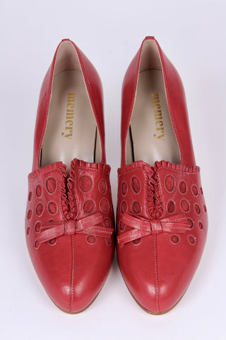 1930s pumps with decorations in suede - red - Stella - memery