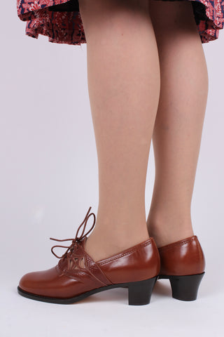 Early 1940s everyday lace-up shoes - Cognac brown - Emily
