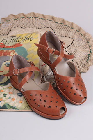 1940s style summer sandals /  wedges - Brown - Norma