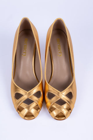 Pumps aus den 1950er Jahren mit offener Spitze – Gold – Audrey