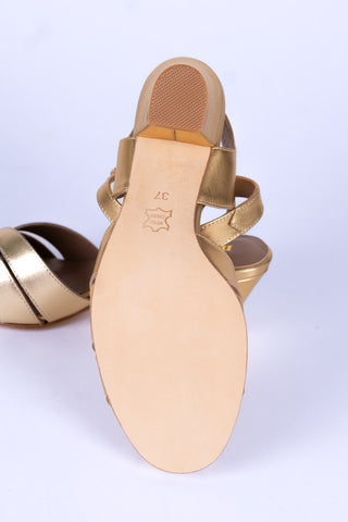 1940er Jahre – Alltagssandale – Gold – Flora