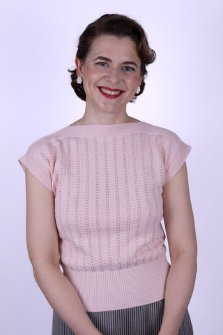 1950s style cap-sleeved jumper in fine lace knit - Pastel light rose - Iris