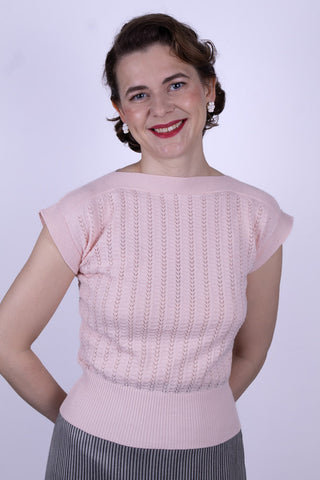 Pullover im 1950er-Stil mit Kappärmeln aus feinem Lochstrick - Pastellhellrosa - Iris