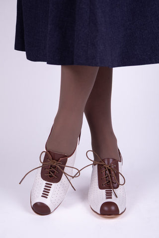 1940er Spectator Oxford Pumps - Braun / Cremeweiß - Lucy