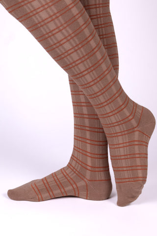 Gemusterte Baumwollstrümpfhose der 1920er Jahre -  Karamell mit orangefarbenen Streifen  - Dorothy