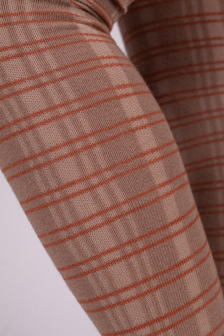 Gemusterte Baumwollstrümpfhose der 1920er Jahre -  Karamell mit orangefarbenen Streifen  - Dorothy