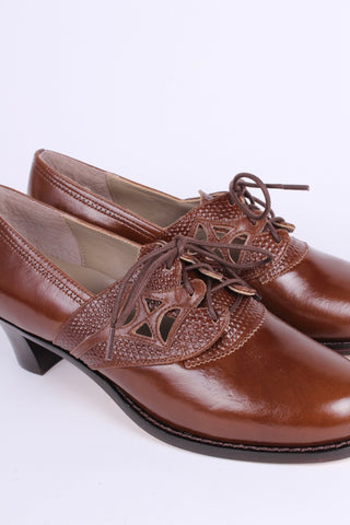 Early 1940s everyday lace - up shoes - Nougat Brown - Emily - memery
