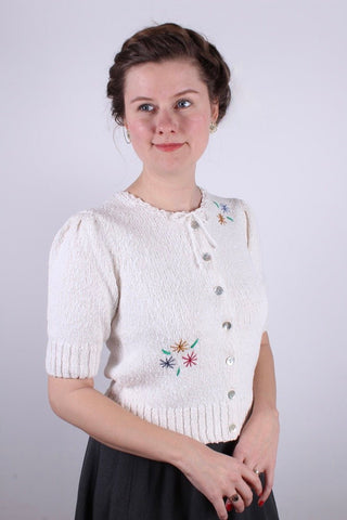 Late 1930s / 1940s style summer bouclé cardigan. Off - White with embroidery - Sarah - memery